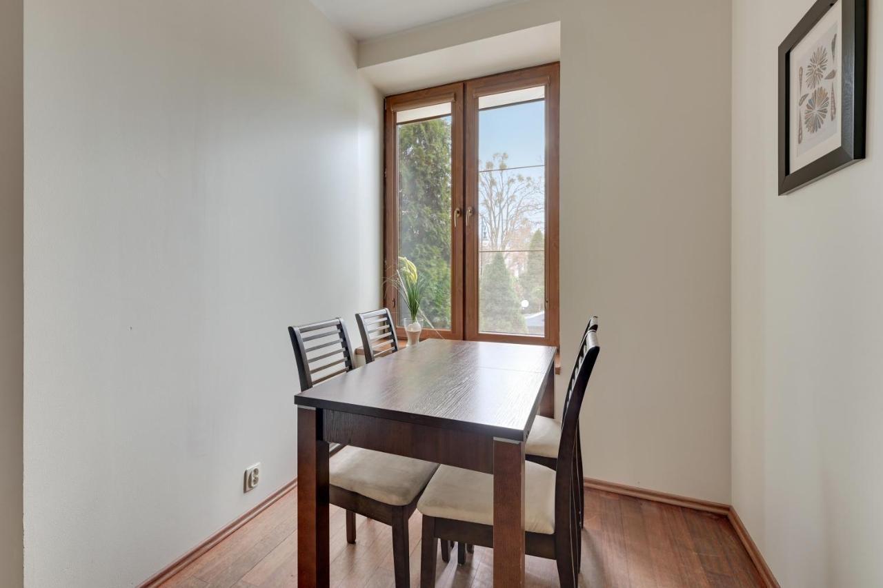 Huoneisto Dom & House - Nautilus Jelitkowo 50 Metrow Od Plazy Gdańsk